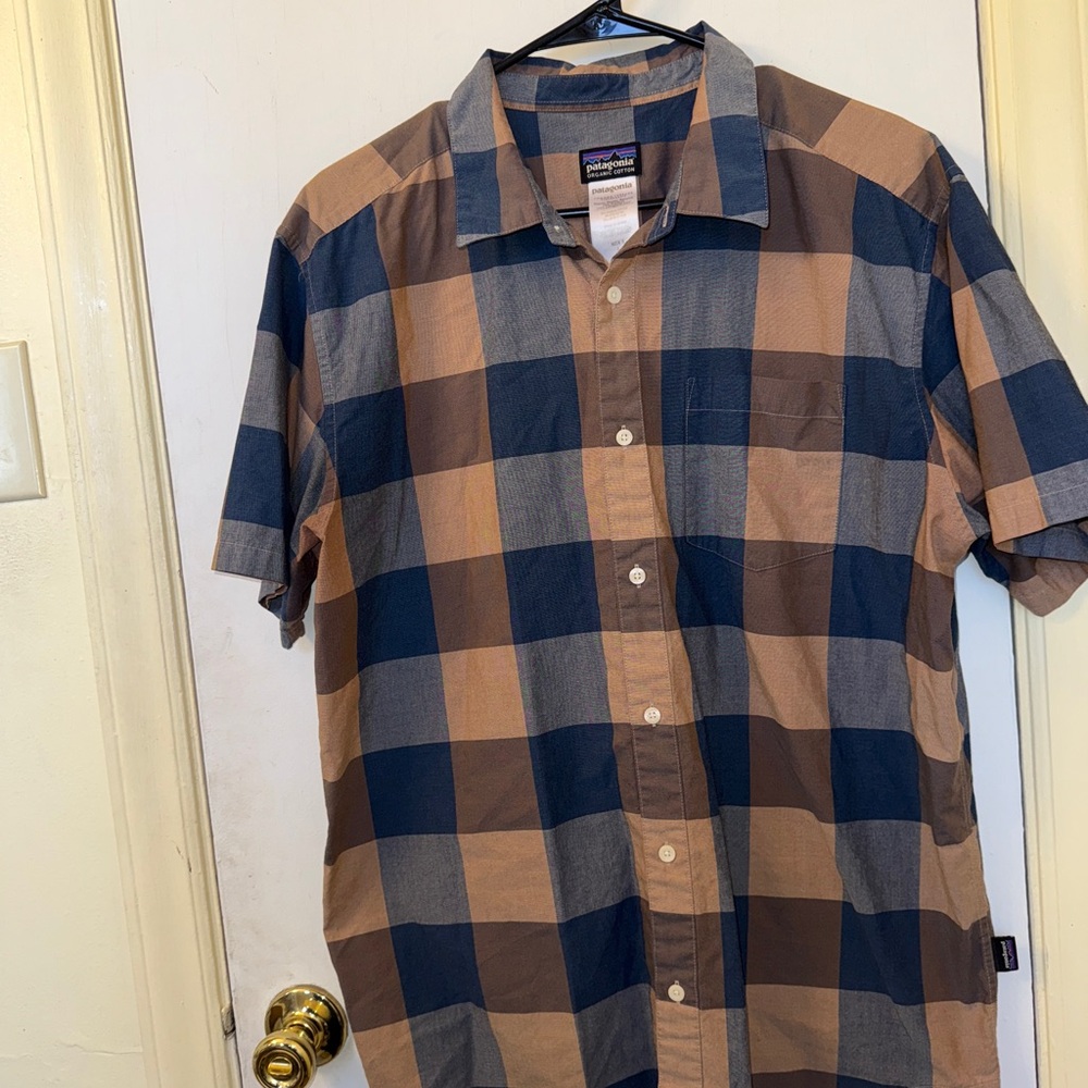 Patagonia Men's Fezzman short-sleeve plaid shirt